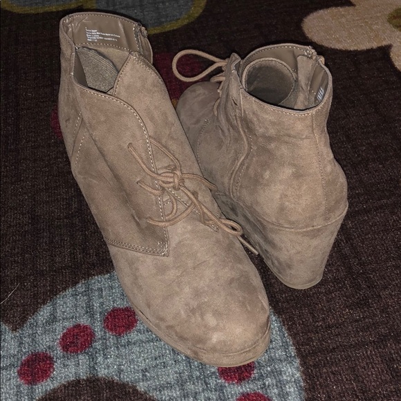 Boot Wedges - Picture 3 of 6